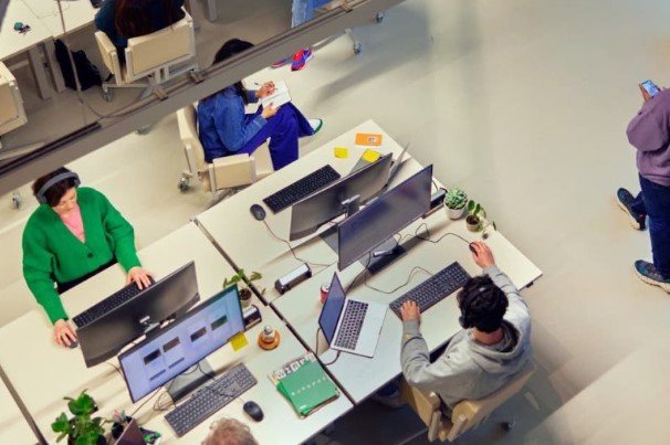 Adyen Shares